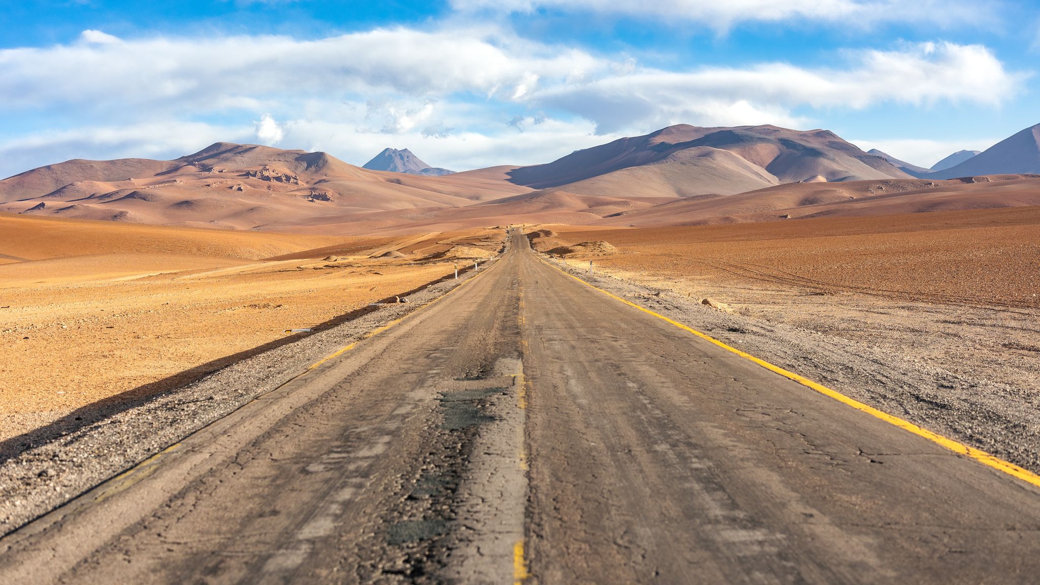 Top 10 Largest Deserts in the World (2026): Area, Location & Amazing Facts